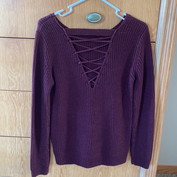 NWOT Moon & Madison sweater - Picture 2 of 2